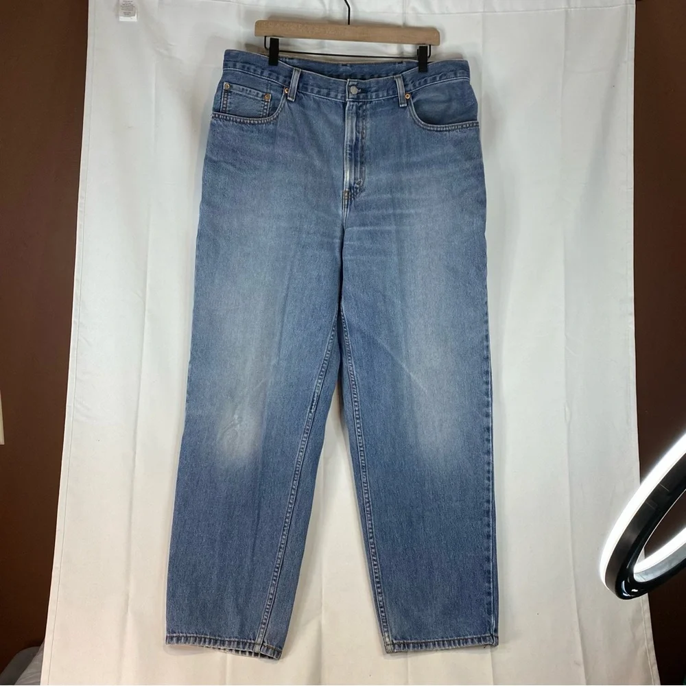 LEVI’S Men’s Size 38x32 Denim Jeans 560 VINTAGE Loose Fit Red Tab Tapered Leg